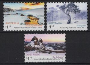 Australia (2020) Set / Alps / Mountains / Trees