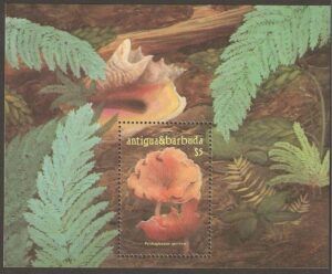 Antigua & Barbuda (1986) Yv. Bf. 115  /  Mushrooms