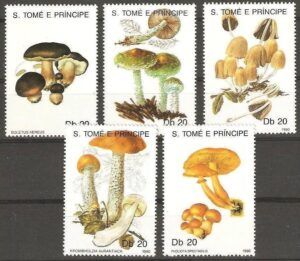S. Tome (1990) Yv. 986/90  /  Mushrooms