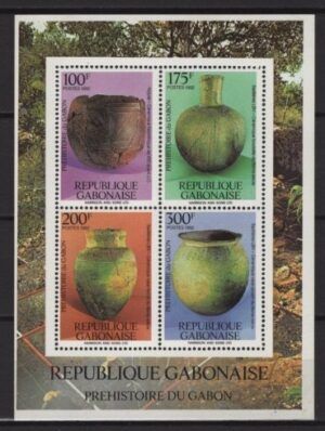 Gabon (1990) Mi. Bl. 70 / Prehistory