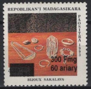 Madagascar (1998) Mi. 2099 / Jewelry