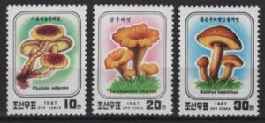 Korea (1987) Yv. 1857/59 / Mushrooms