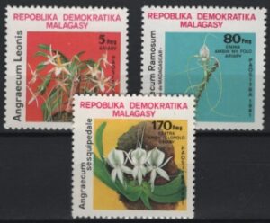 Madagascar (1981) Mi. 869/71 / Flowers